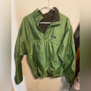 Men’s Patagonia reversible button pullover - Large